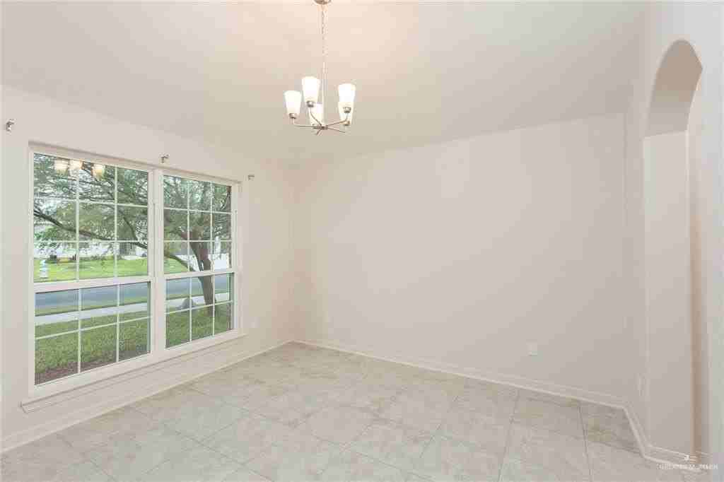 14337 Chalk Ridge Dr - Photo 4 of 21