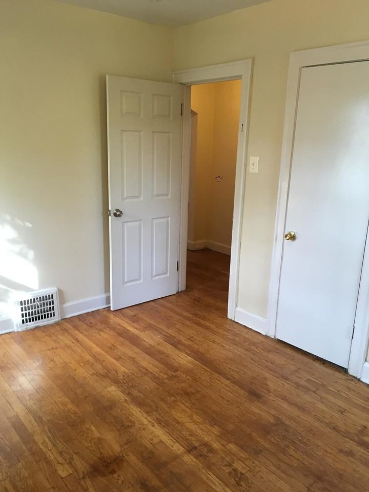 15018 Hubbell St #2 - Photo 5 of 13