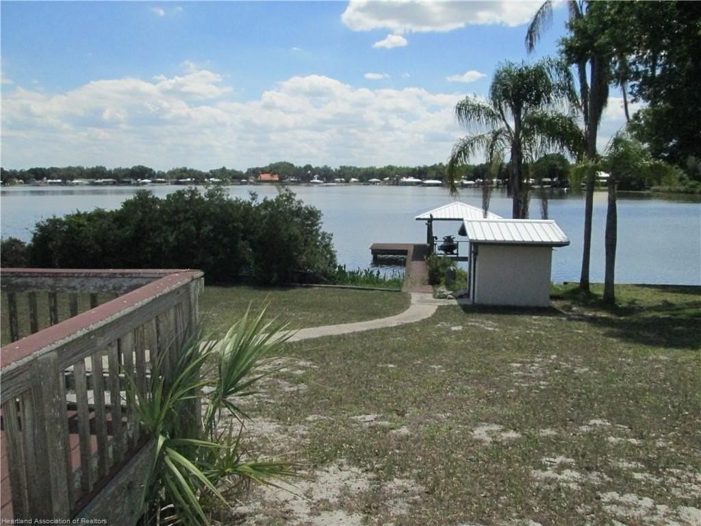 38 Lake Henry Dr - Photo 5 of 23