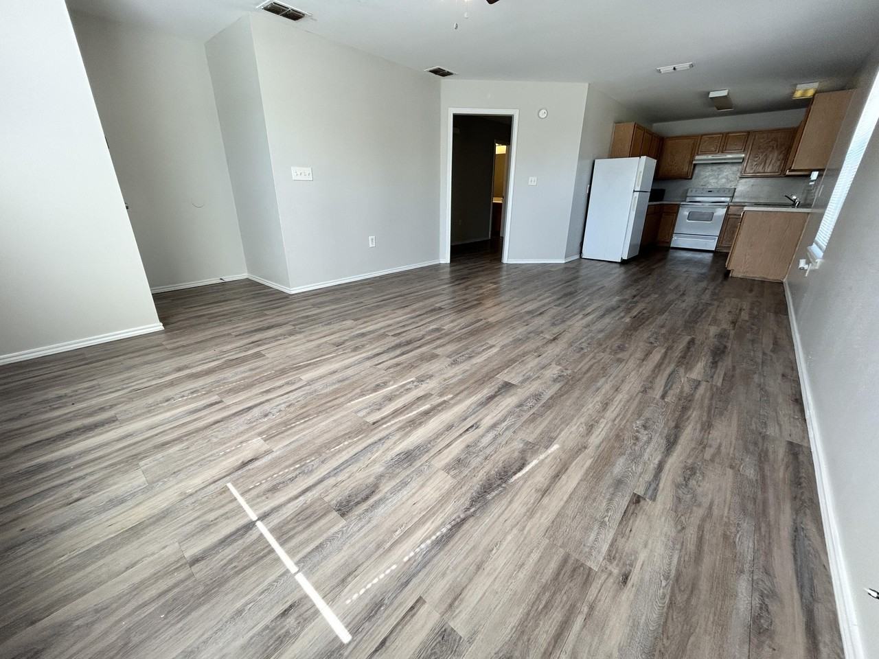 1118 82nd St #A - Photo 3 of 12