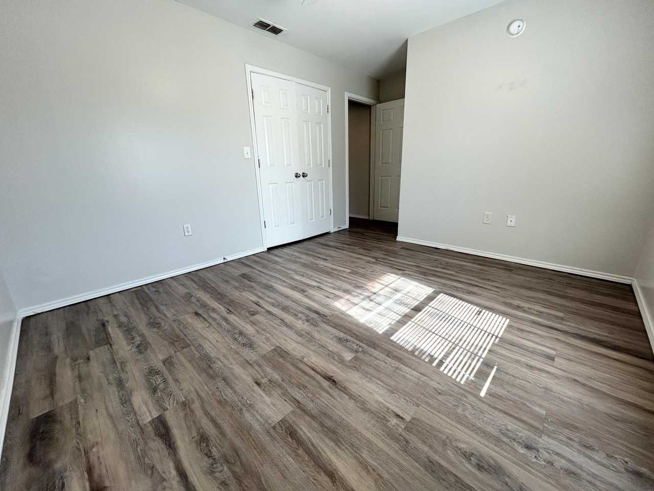 1118 82nd St #A - Photo 6 of 12