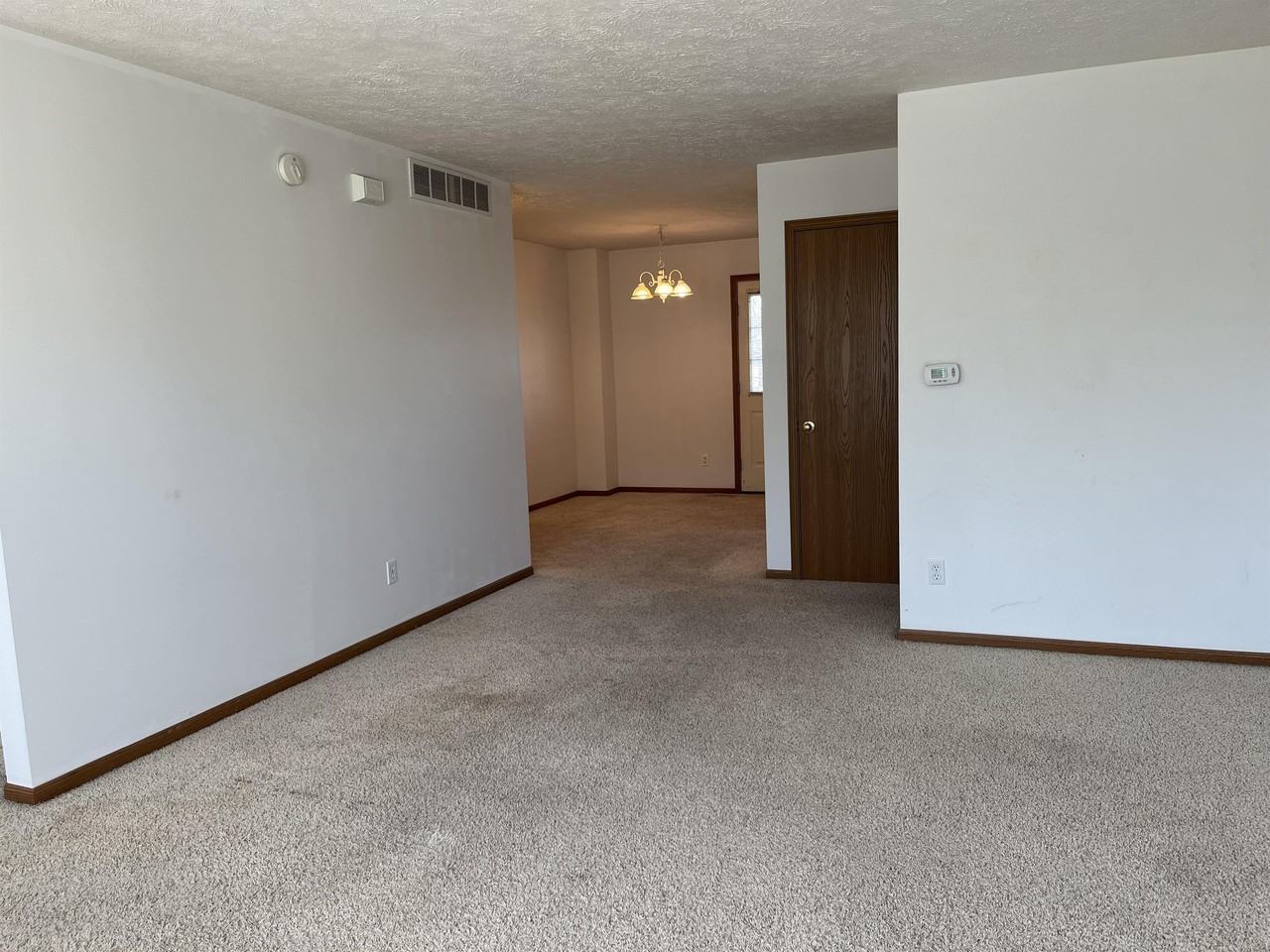 378 Harbor Town Ct #3 - Photo 4 of 15