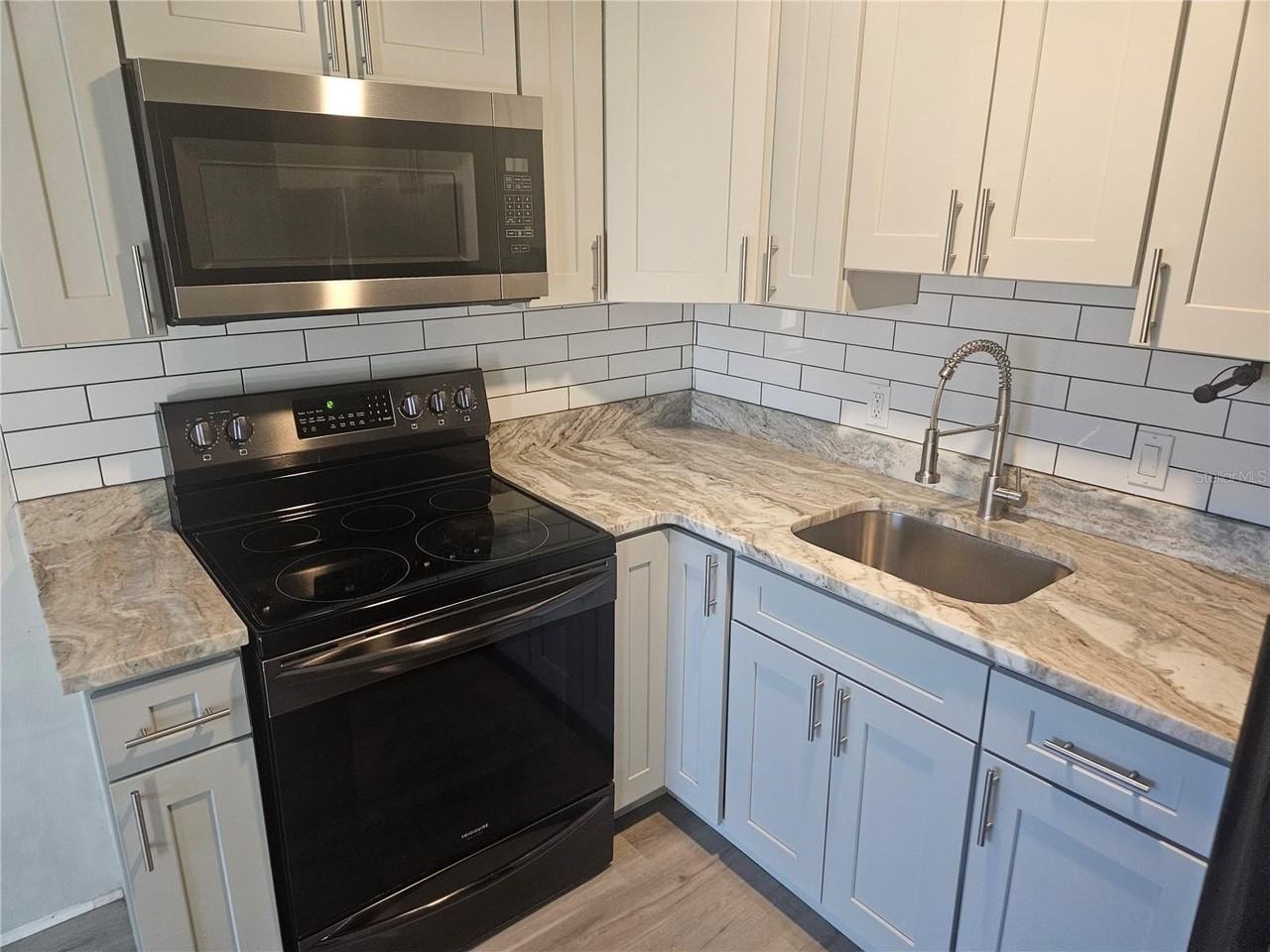612 Dogwood Ct - Photo 5 of 9