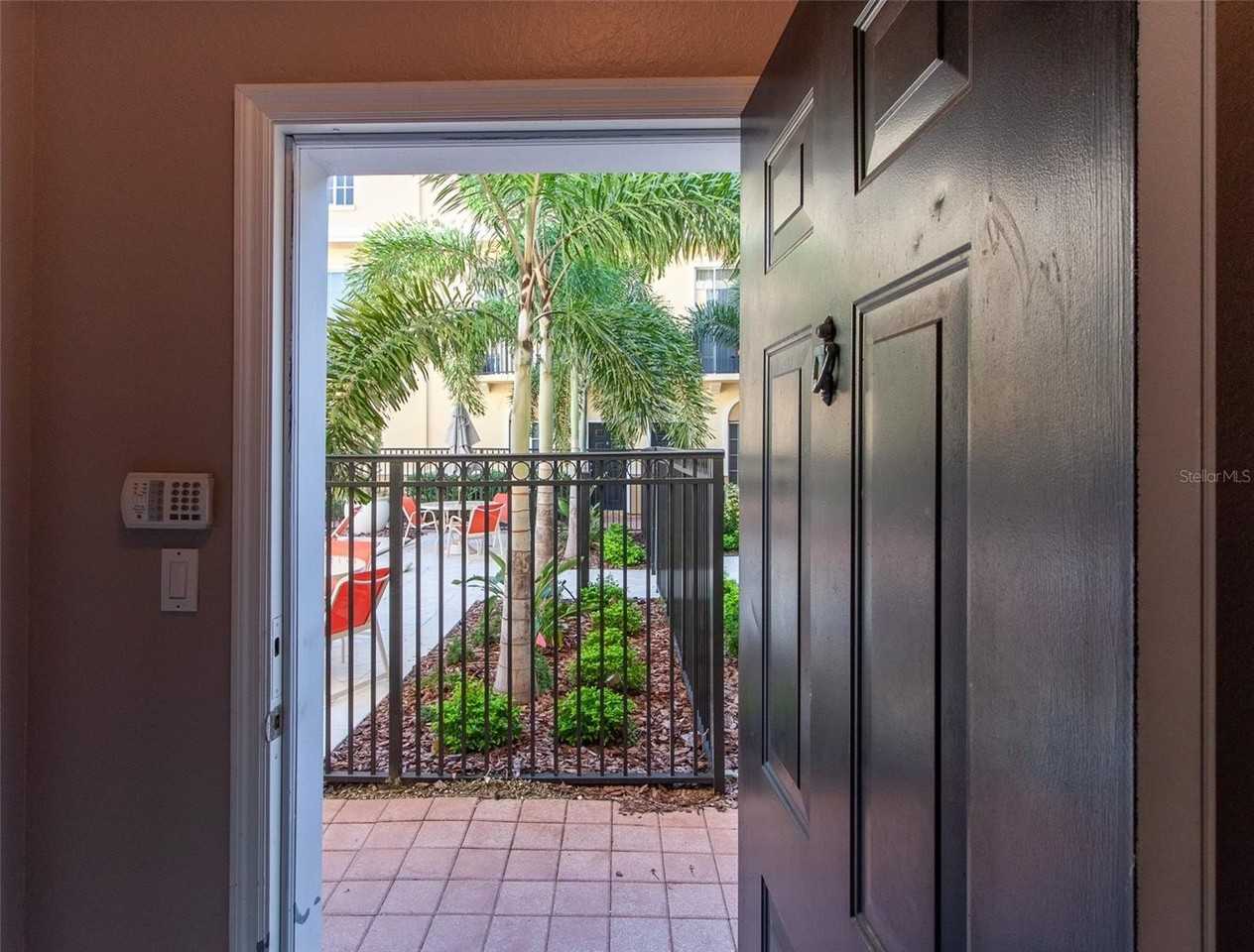 135 Grand Beach Pl - Photo 4 of 33