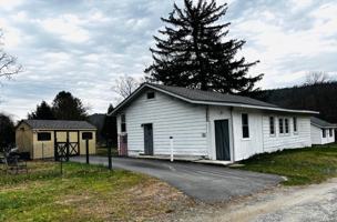 featured image of 15 Hobson Rd