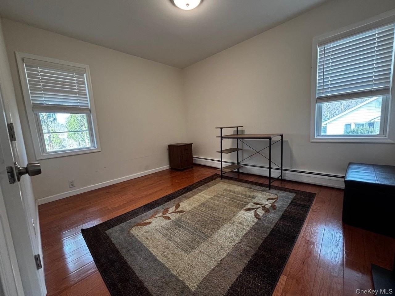 15 Hobson Rd - Photo 4 of 10