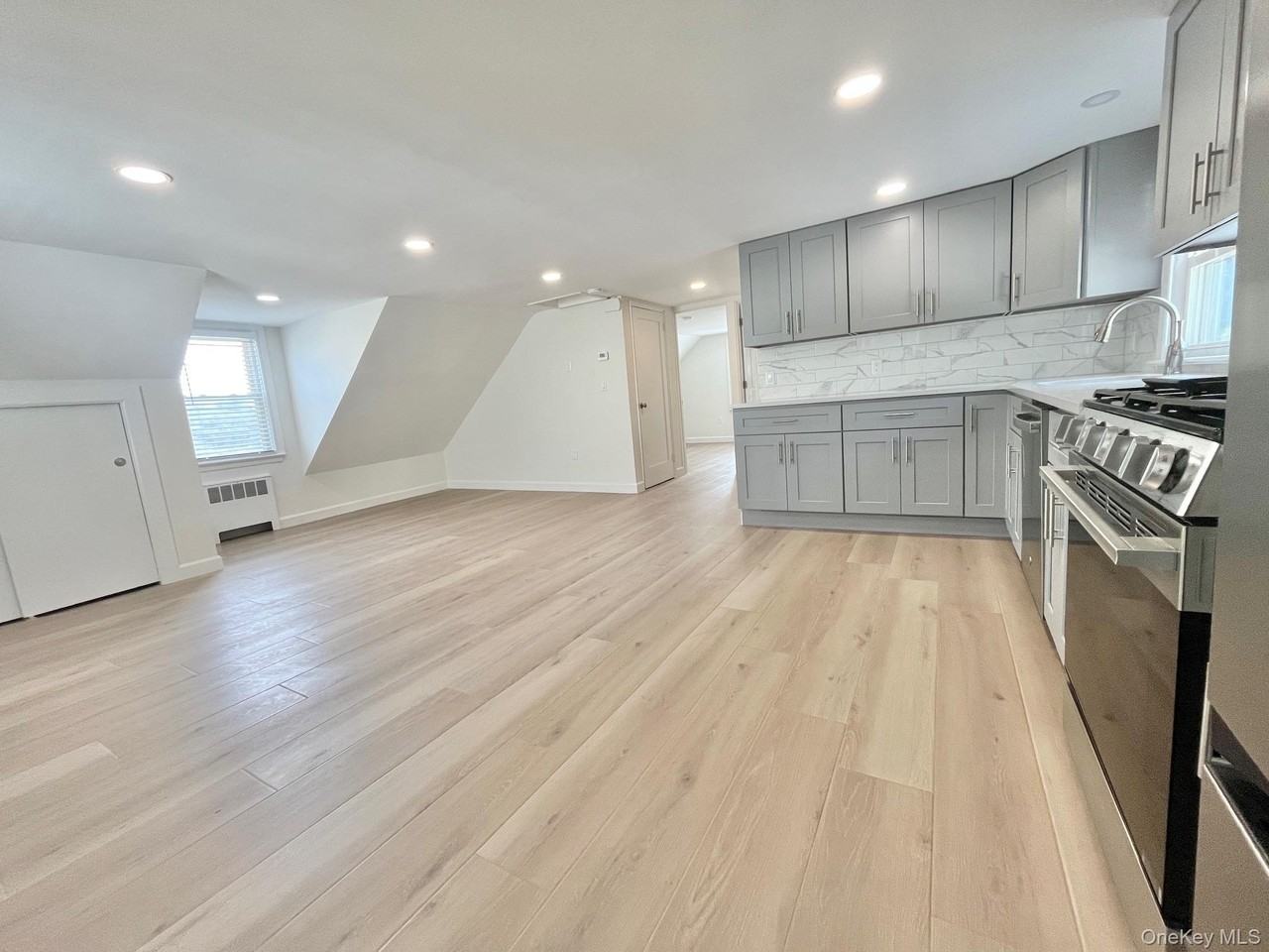 237 Woodland Ave #2 - Photo 2 of 12
