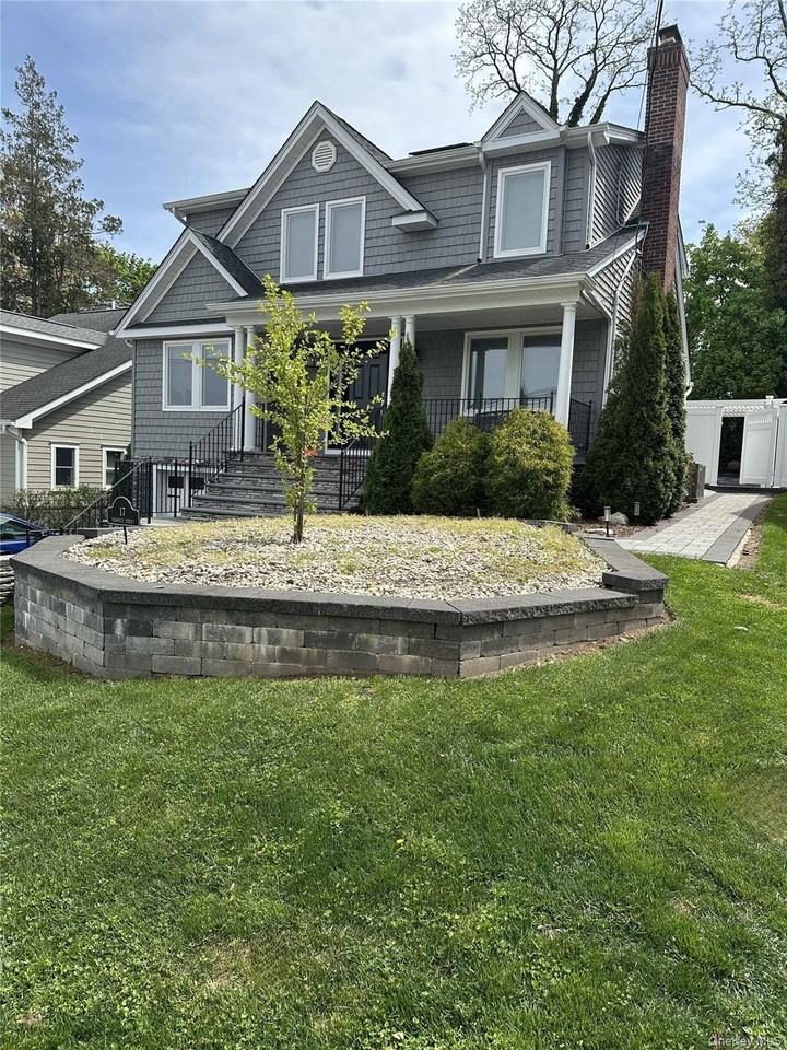 17 Prospect St - Photo 2 of 20