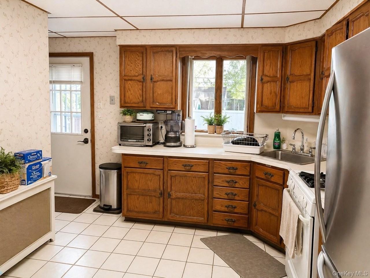 49 Garden Blvd - Photo 6 of 19