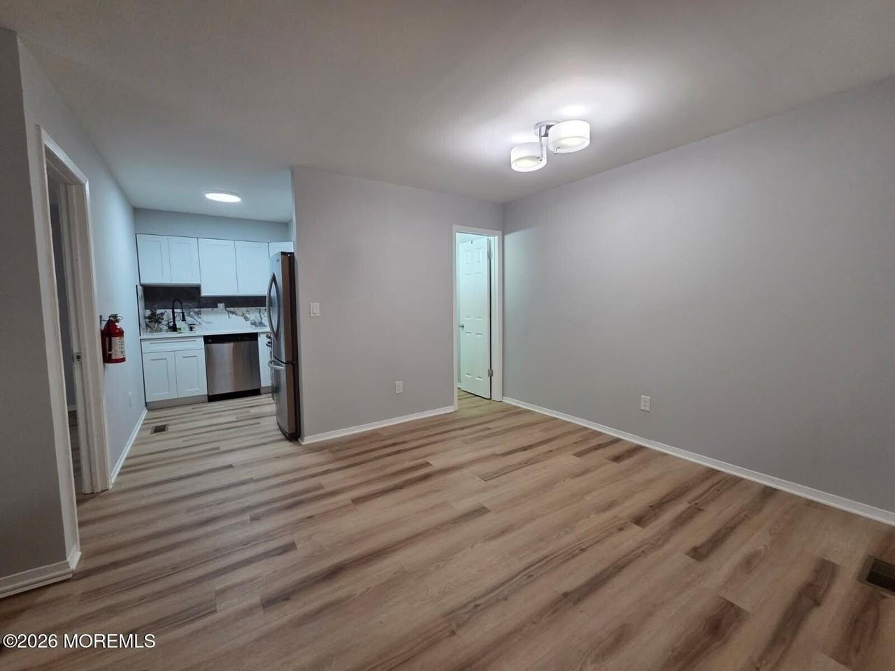 213 Main St #7 - Photo 3 of 11