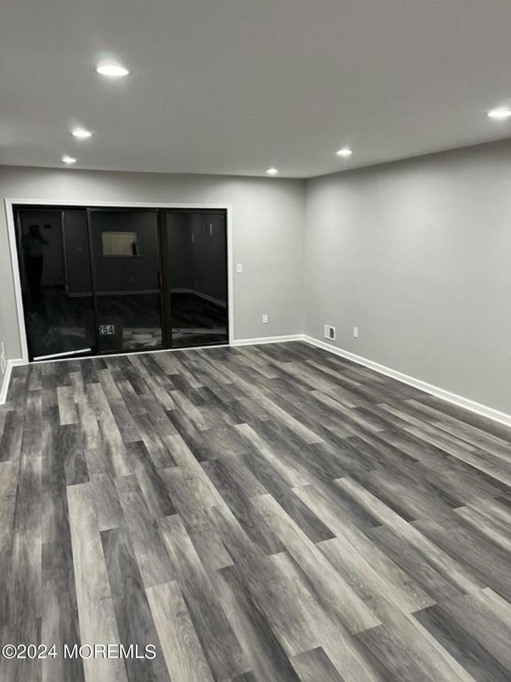 254 Bromley Pl #254 - Photo 7 of 28