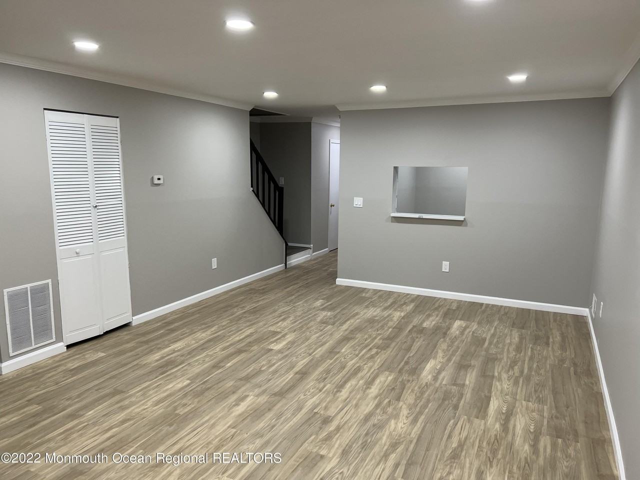 269 Bromley Pl #269 - Photo 3 of 11
