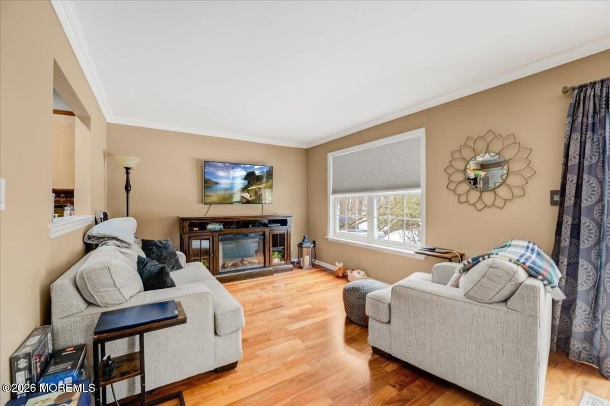 1143 Roseberry Ct - Photo 5 of 21