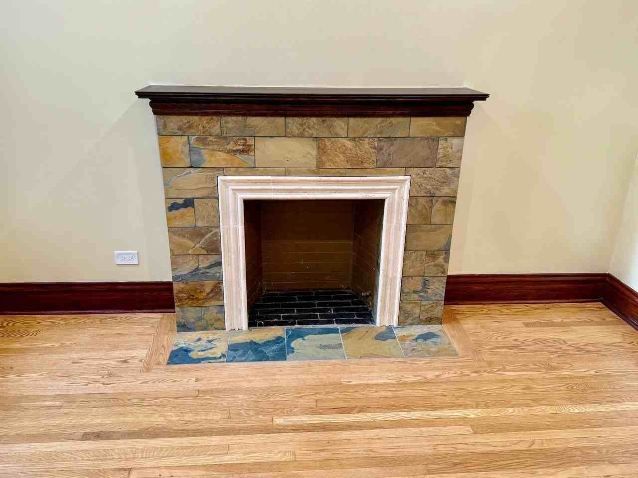 1342 N Kedzie Ave #2R - Photo 5 of 19