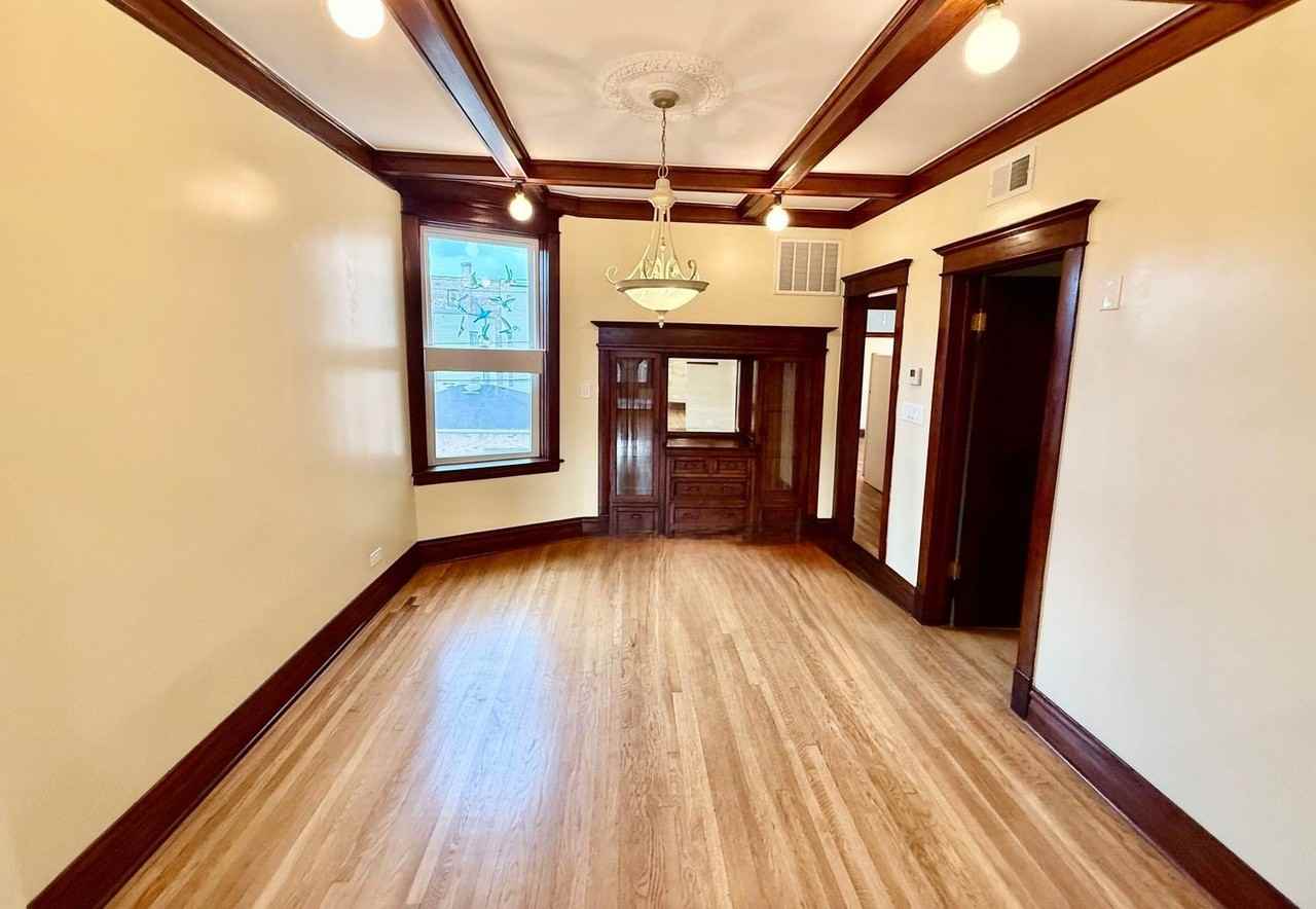 1342 N Kedzie Ave #2R - Photo 7 of 19