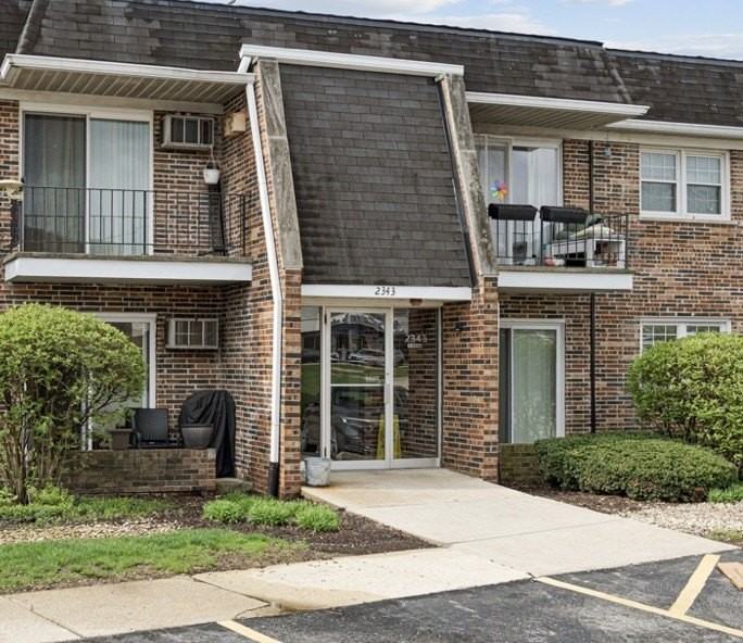 2343 Ogden Ave #3