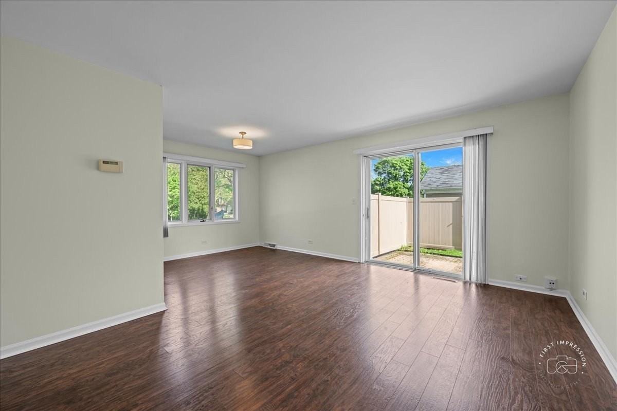 751 Monticello Dr - Photo 3 of 14