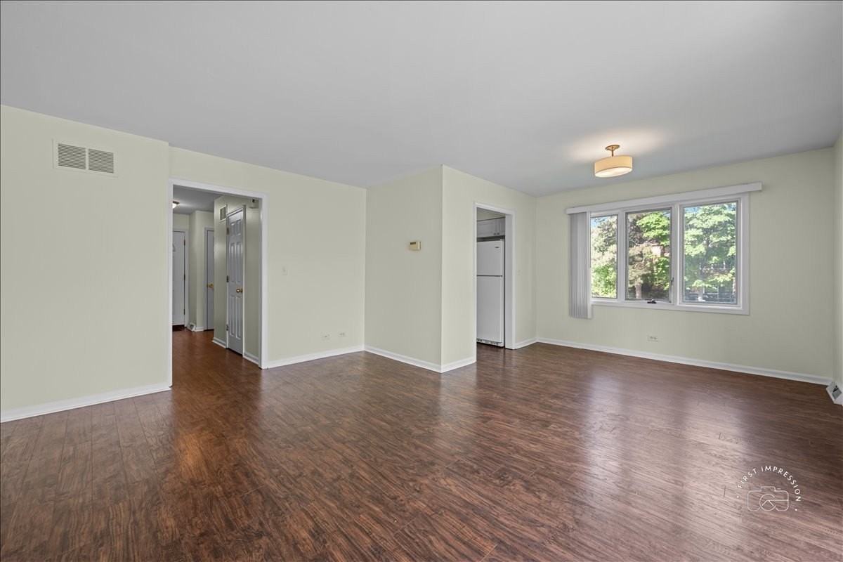 751 Monticello Dr - Photo 4 of 14