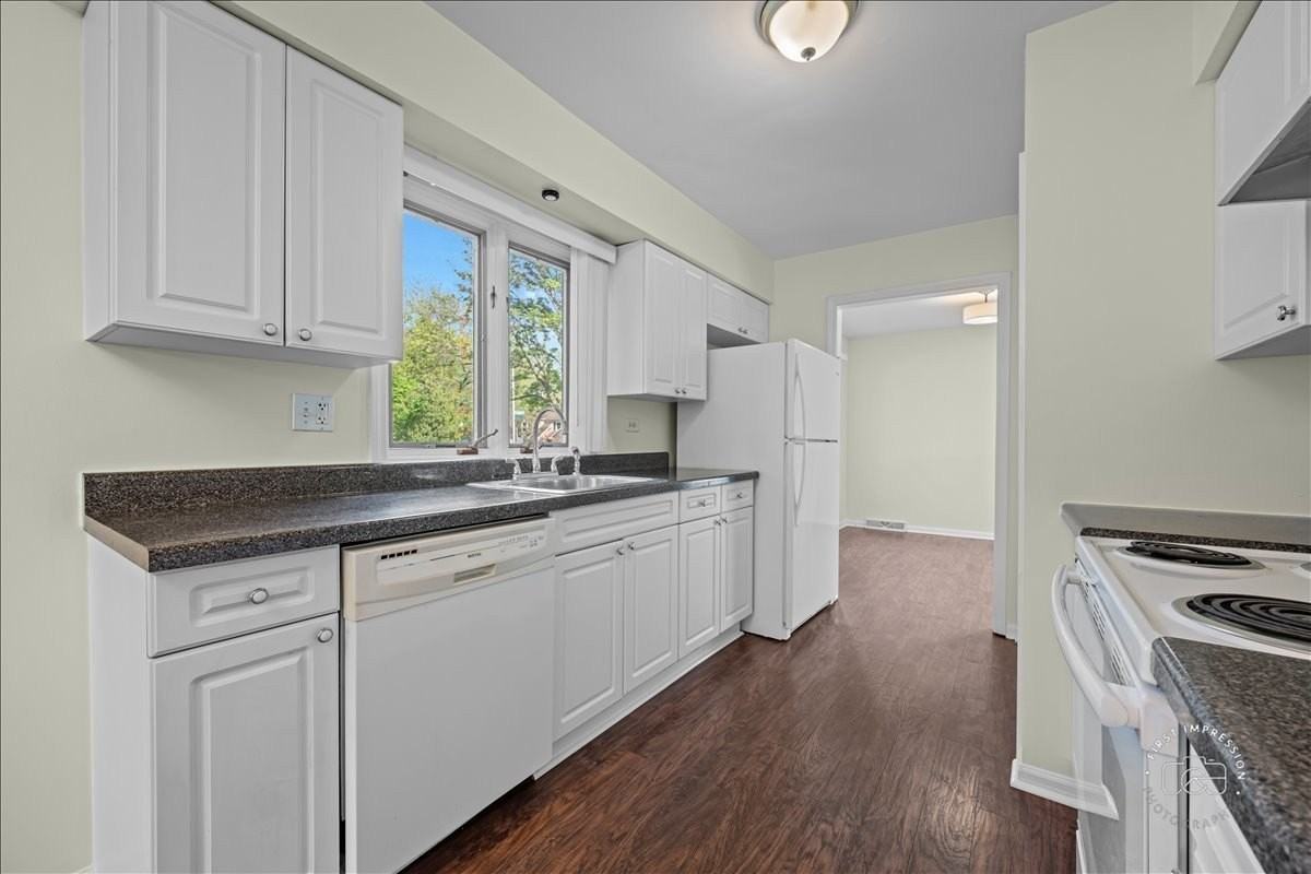 751 Monticello Dr - Photo 5 of 14