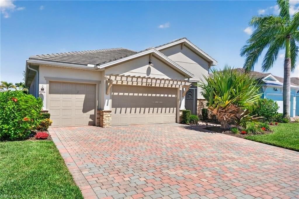 14746 Nautilus Pl - Photo 2 of 48