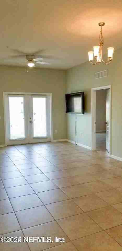 131 Burnett Ct #104 - Photo 4 of 27