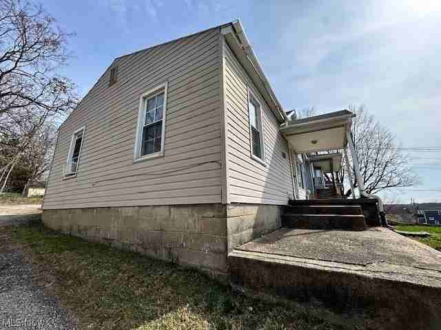 155 Fernwood Ave - Photo 2 of 14