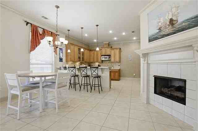 575 Wilkinson St - Photo 5 of 17