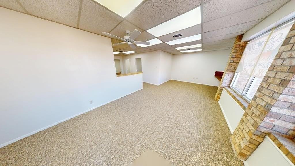 408 E Broadway St - Photo 3 of 15