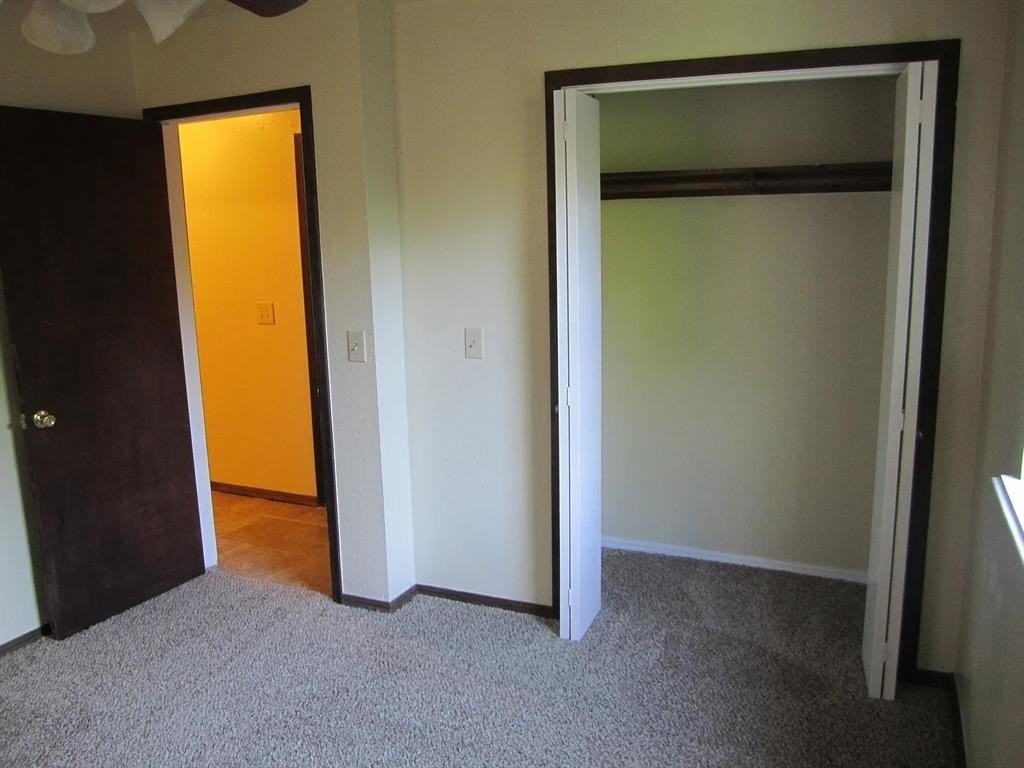 820 Russell Cir - Photo 6 of 10