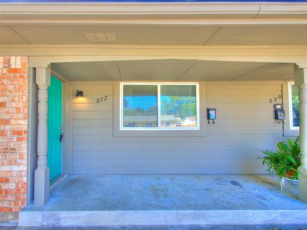 822 Russell Cir - Photo 2 of 24