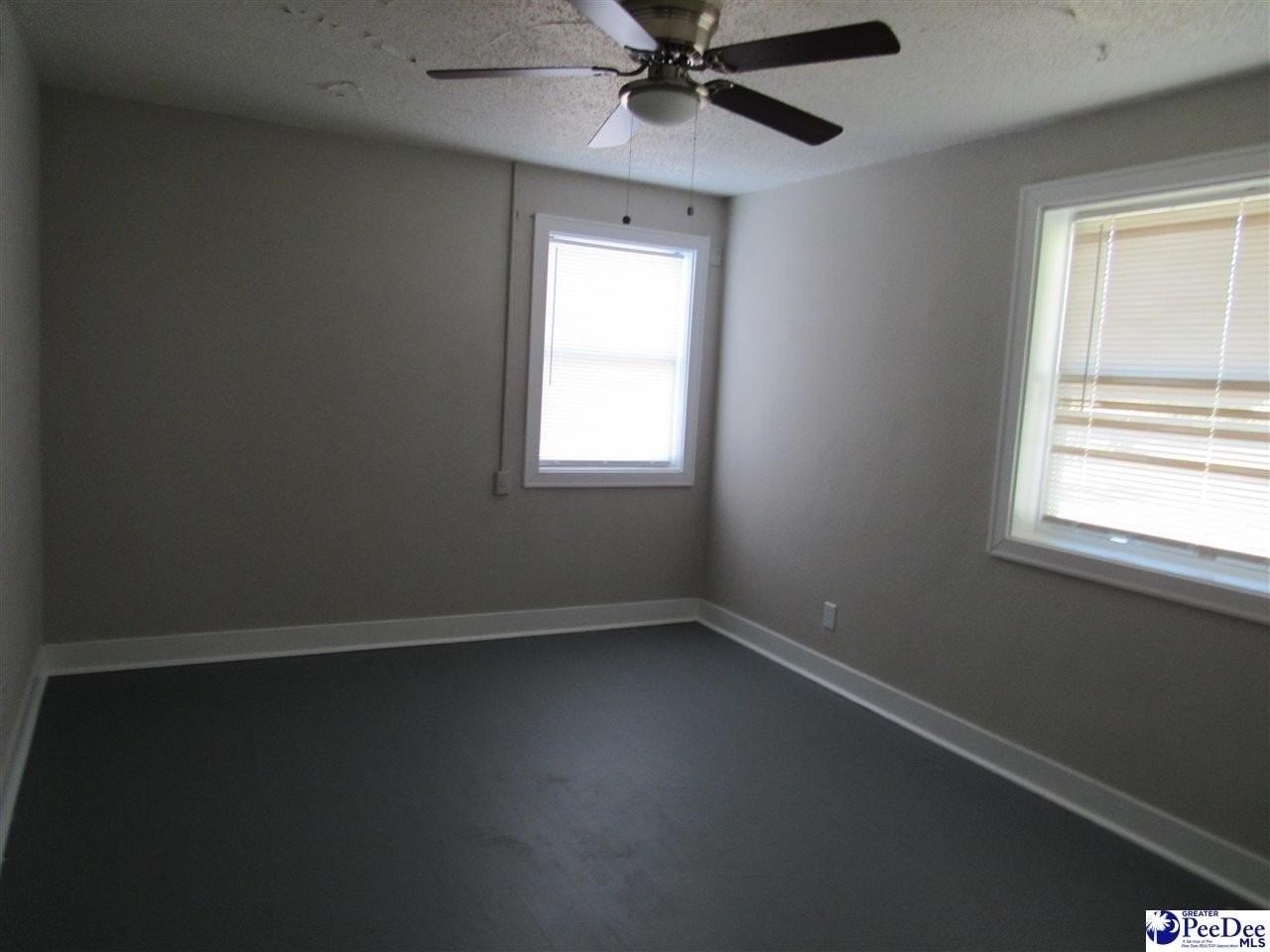 730 S Dargan St - Photo 2 of 11
