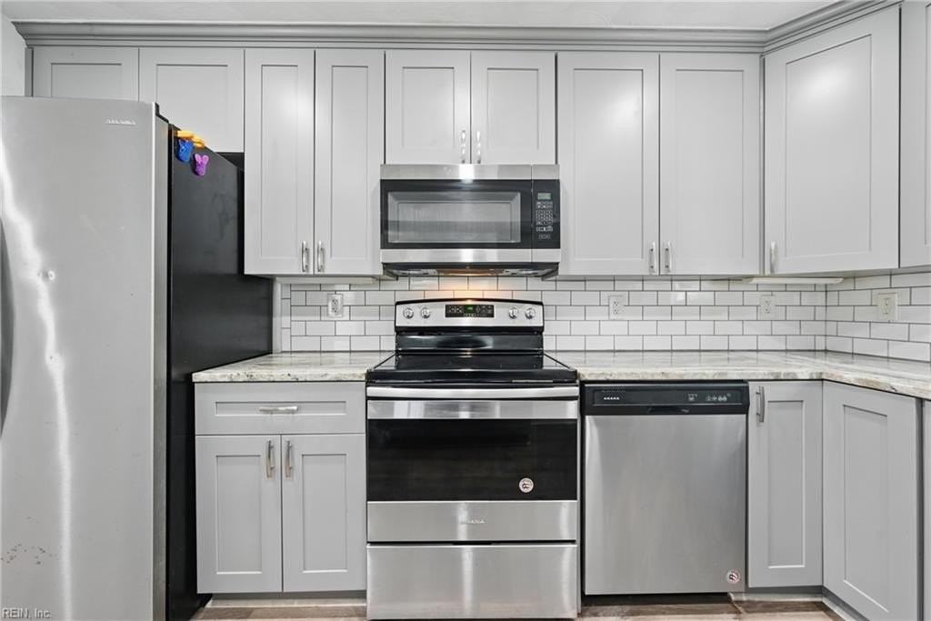 3521 Brest Ave - Photo 7 of 26