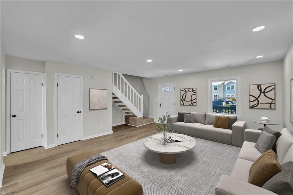 3224 Creekside Dr - Photo 3 of 15