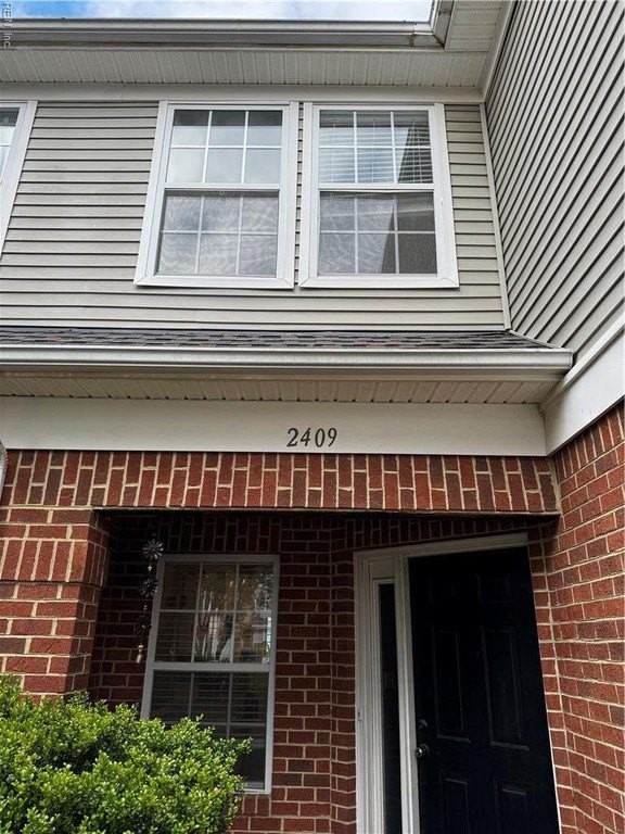 2409 Dillingham Rd - Photo 2 of 33