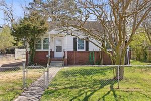 featured image of 606 Randolph Rd