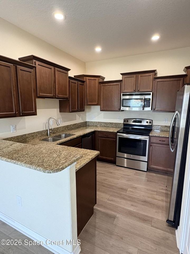 6110 Ingalls St - Photo 5 of 13