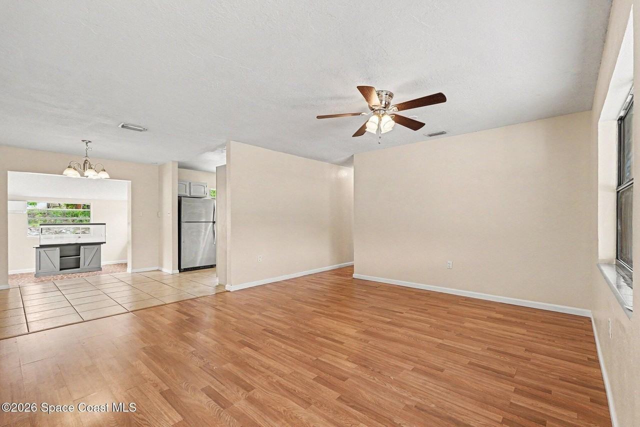 3960 Barcelona St - Photo 4 of 16