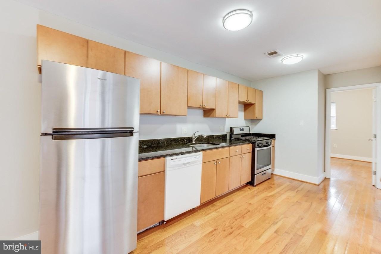 61 Forrester St Sw #104 - Photo 6 of 13