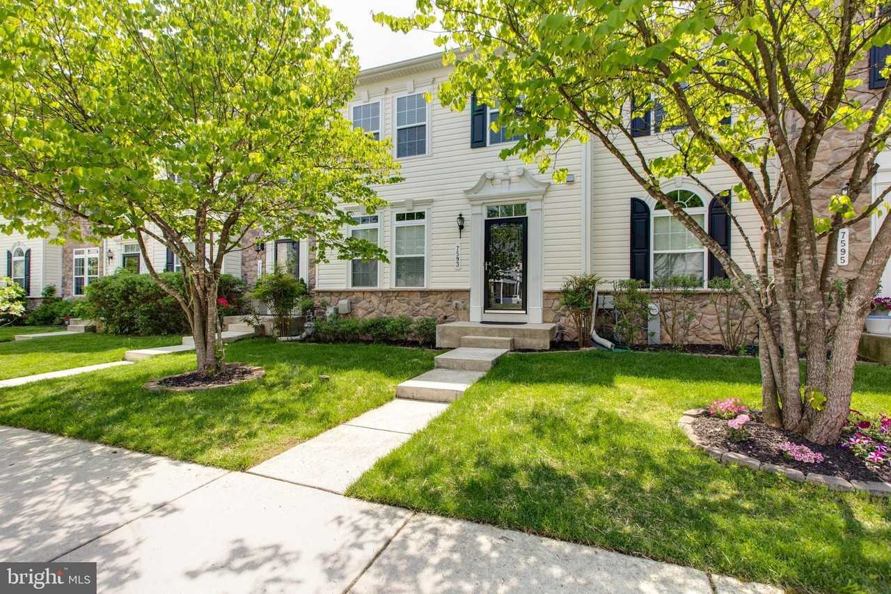 7593 Taunton Ct - Photo 2 of 50