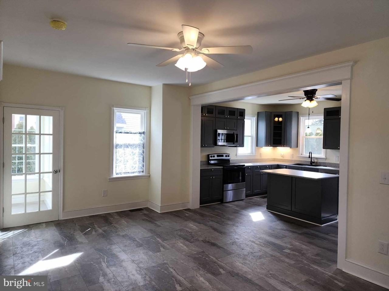 522 S Broadway - Photo 6 of 26