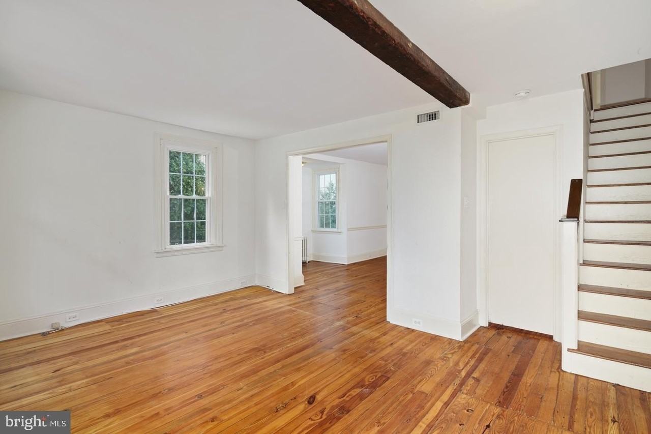 1109 Youngs Ford Rd - Photo 3 of 22