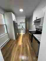 5666 Avenue Christophe-Colomb - Photo 1 of 1