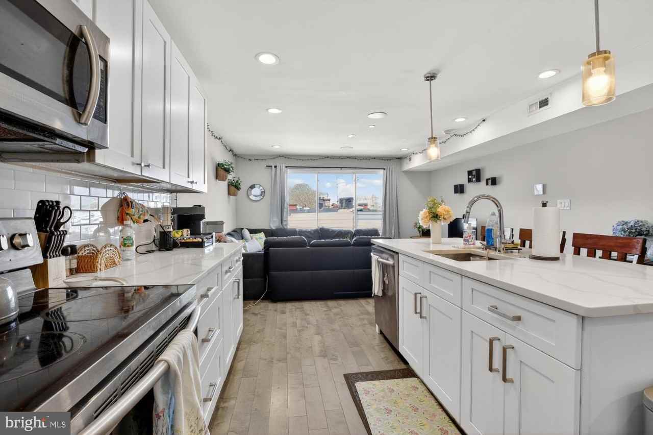 1650 Point Breeze Ave #3 - Photo 4 of 27