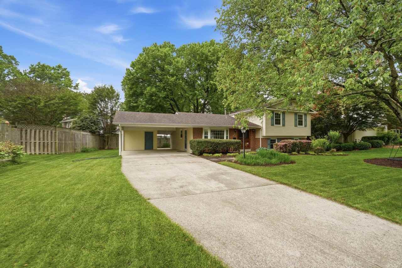 4804 King Richard Dr - Photo 2 of 28