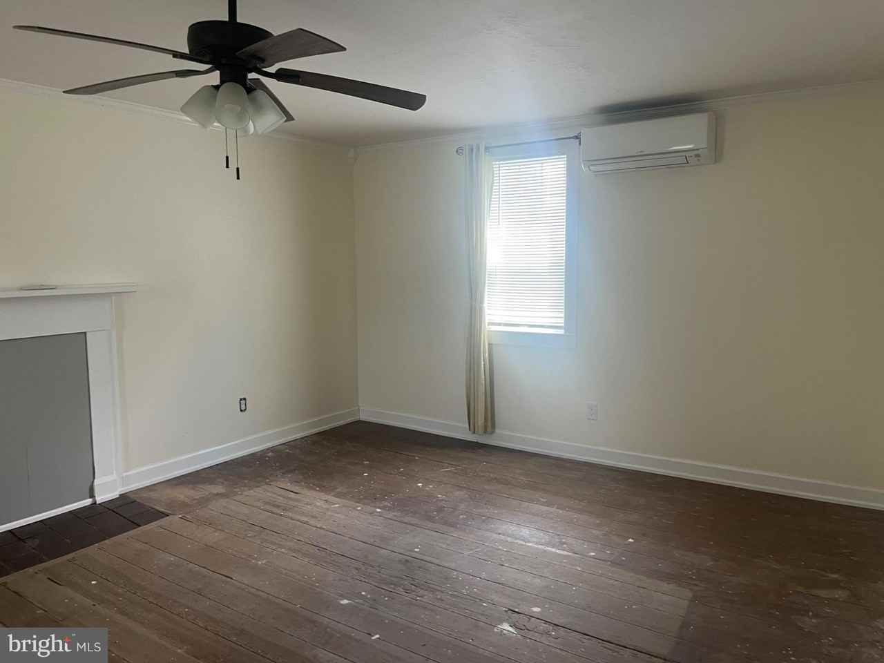 940 Ambler Rd - Photo 3 of 18