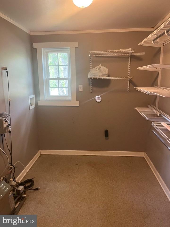 940 Ambler Rd - Photo 6 of 18