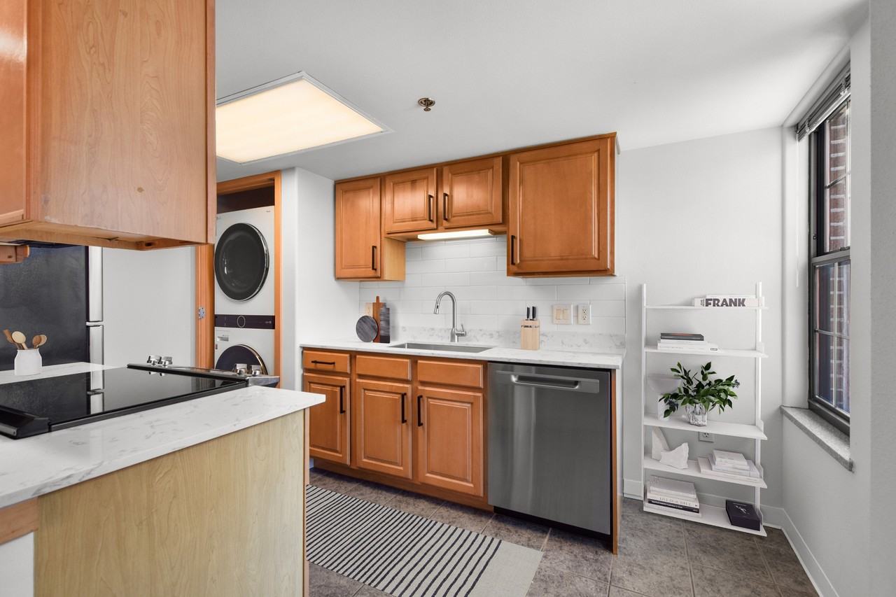 Aberdeen Apartments - Photo 4 of 40