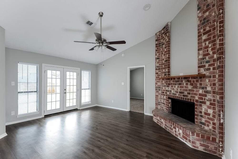 3705 Seville Lane - Photo 5 of 9