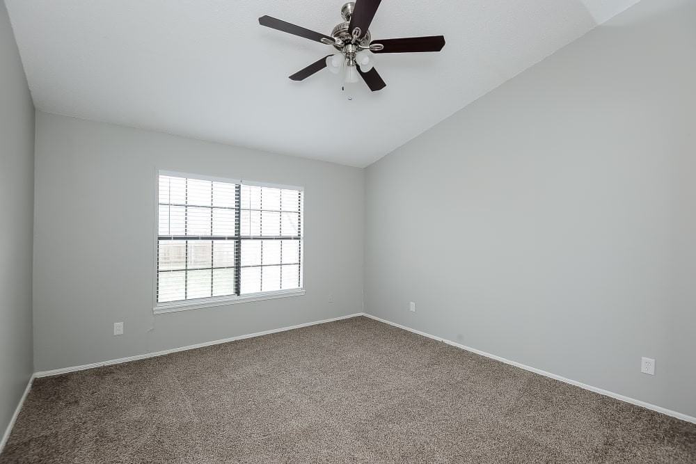 3705 Seville Lane - Photo 6 of 9