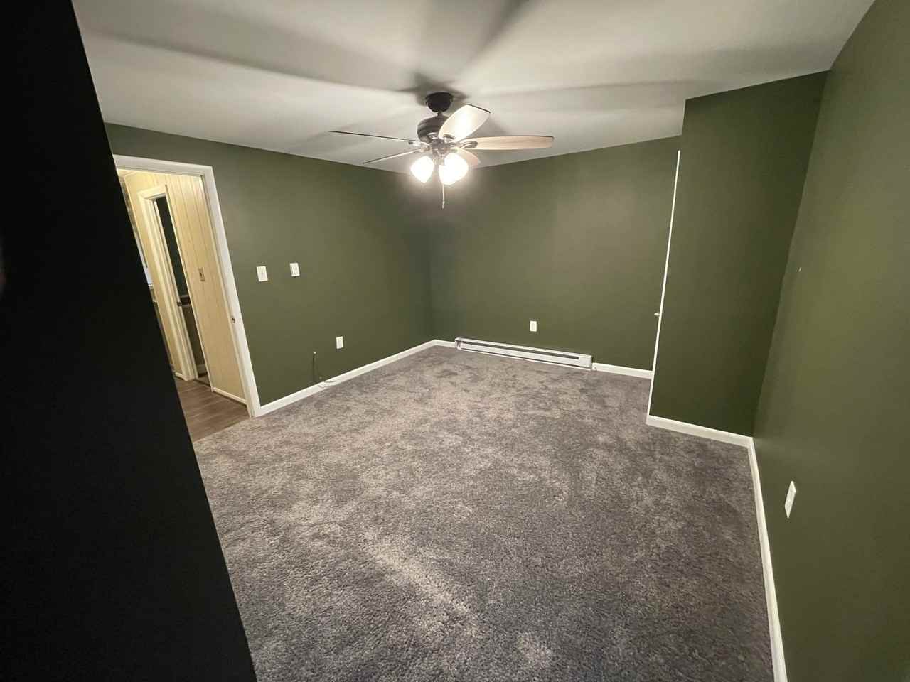 980 Jefferson Ave #03 - Photo 5 of 10